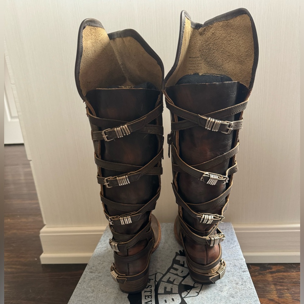 Freebird Waterford Boots - Picture 3 of 7